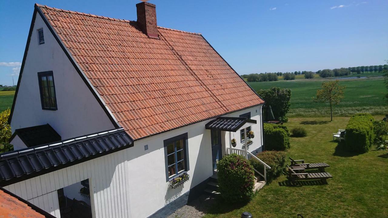 Garden Mellan Slotten Svarte Exterior photo